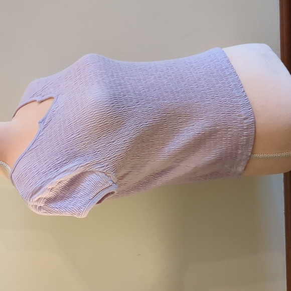 Cherokee Girl's lavender textured short sleeved shirt. Sized XL (14/16) - Picture 3 of 7